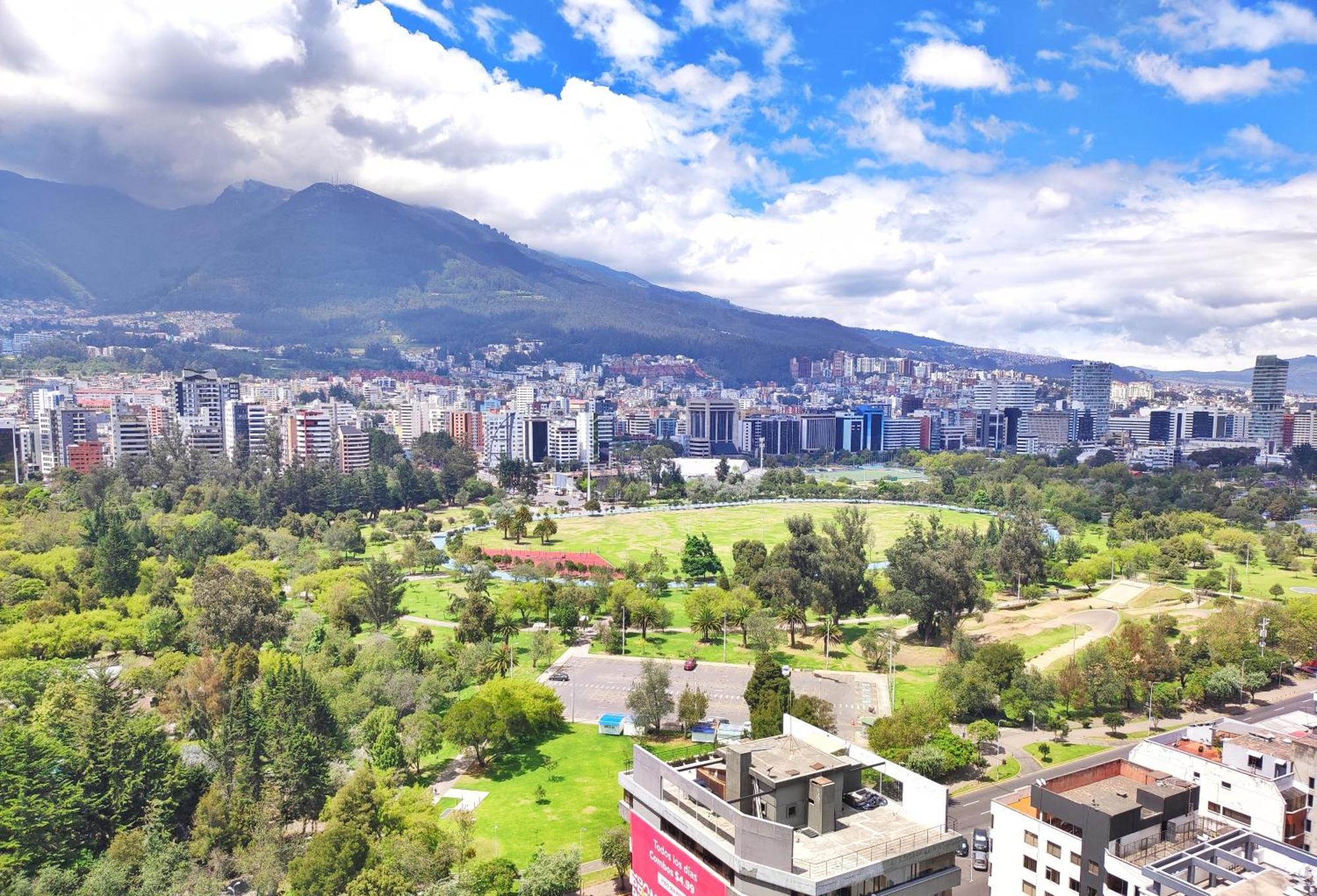 Republica Del Salvador Coliving Ecuador Xoe Apartment Quito Luaran gambar