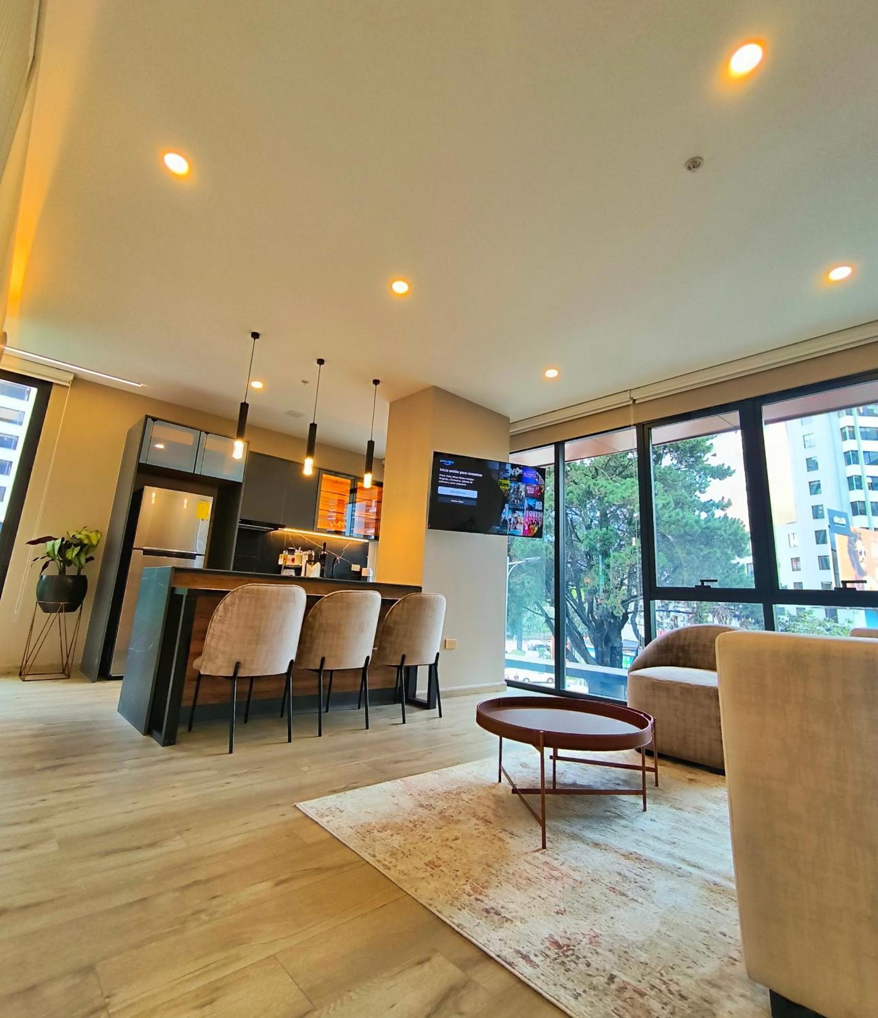Republica Del Salvador Coliving Ecuador Xoe Apartment Quito Luaran gambar