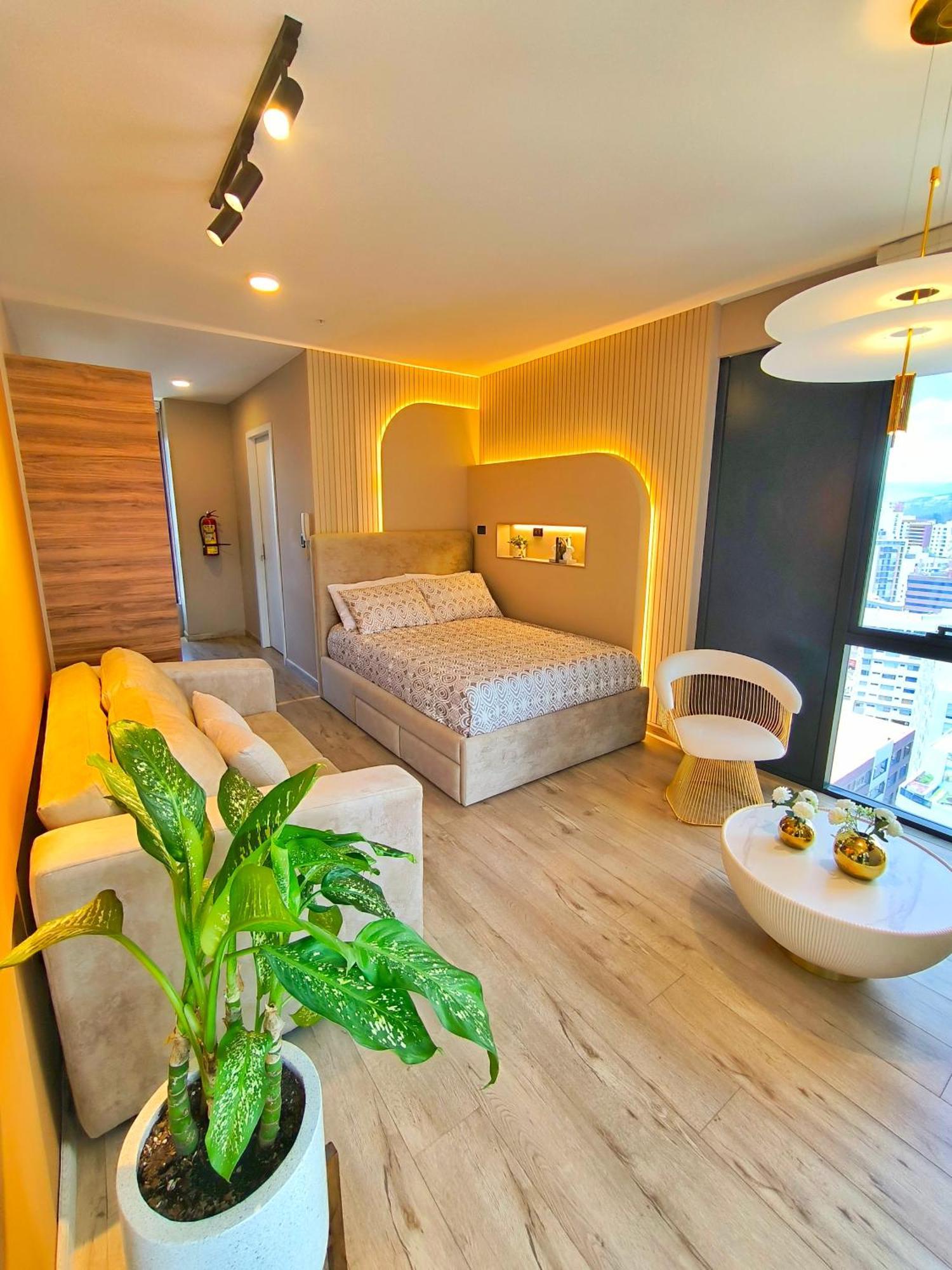 Republica Del Salvador Coliving Ecuador Xoe Apartment Quito Luaran gambar